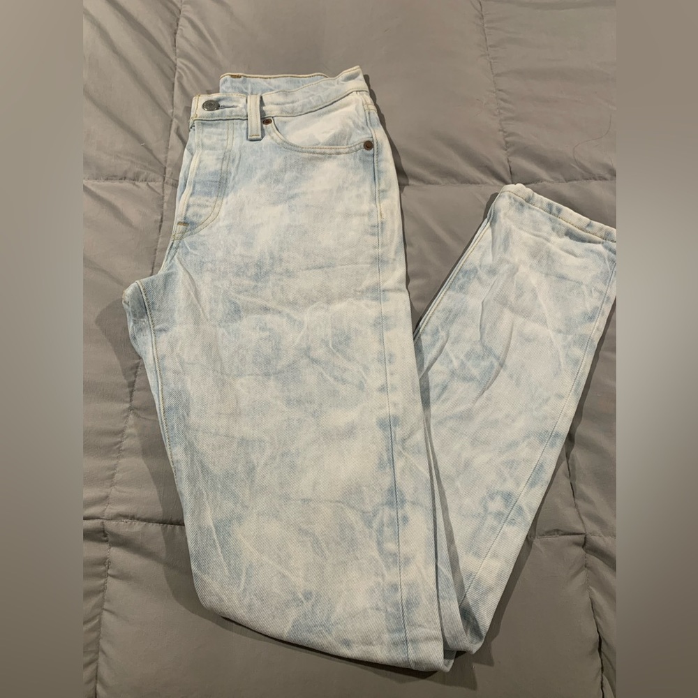 Levi’s 501 cloud jeans